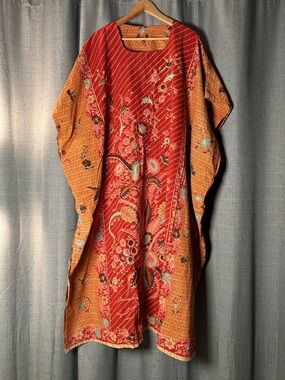 Red and Orange Floral Caftan Dress with pockets, needs repair